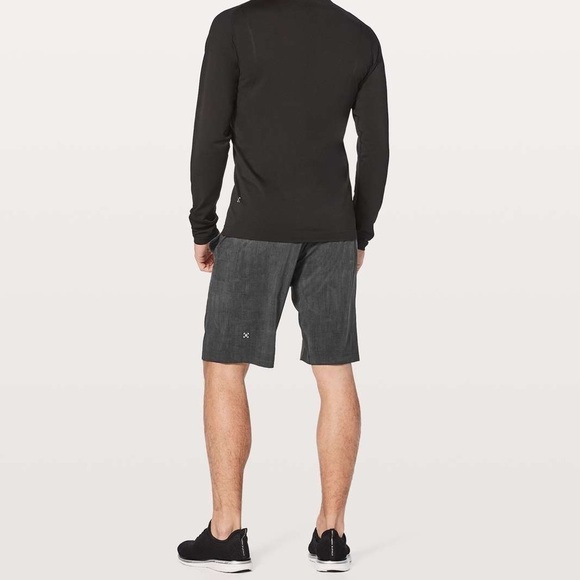 Lululemon T.H.E. Short *Linerless 11" - Picture 2 of 14